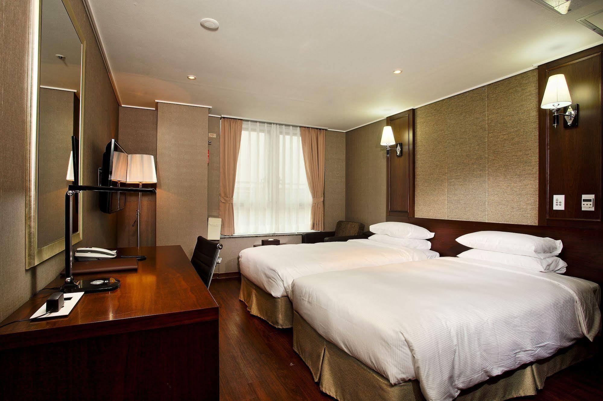 Haeden Hotel High End Suwon Esterno foto